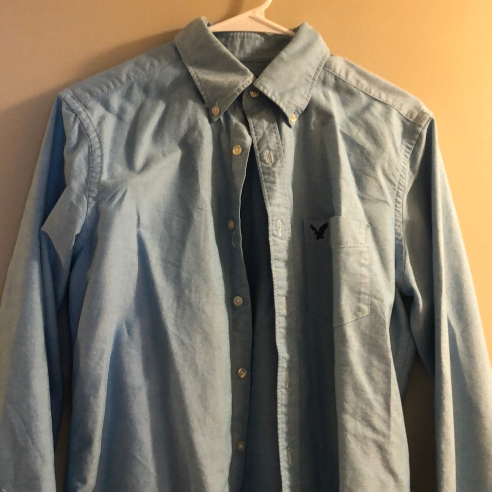 American eagle button down